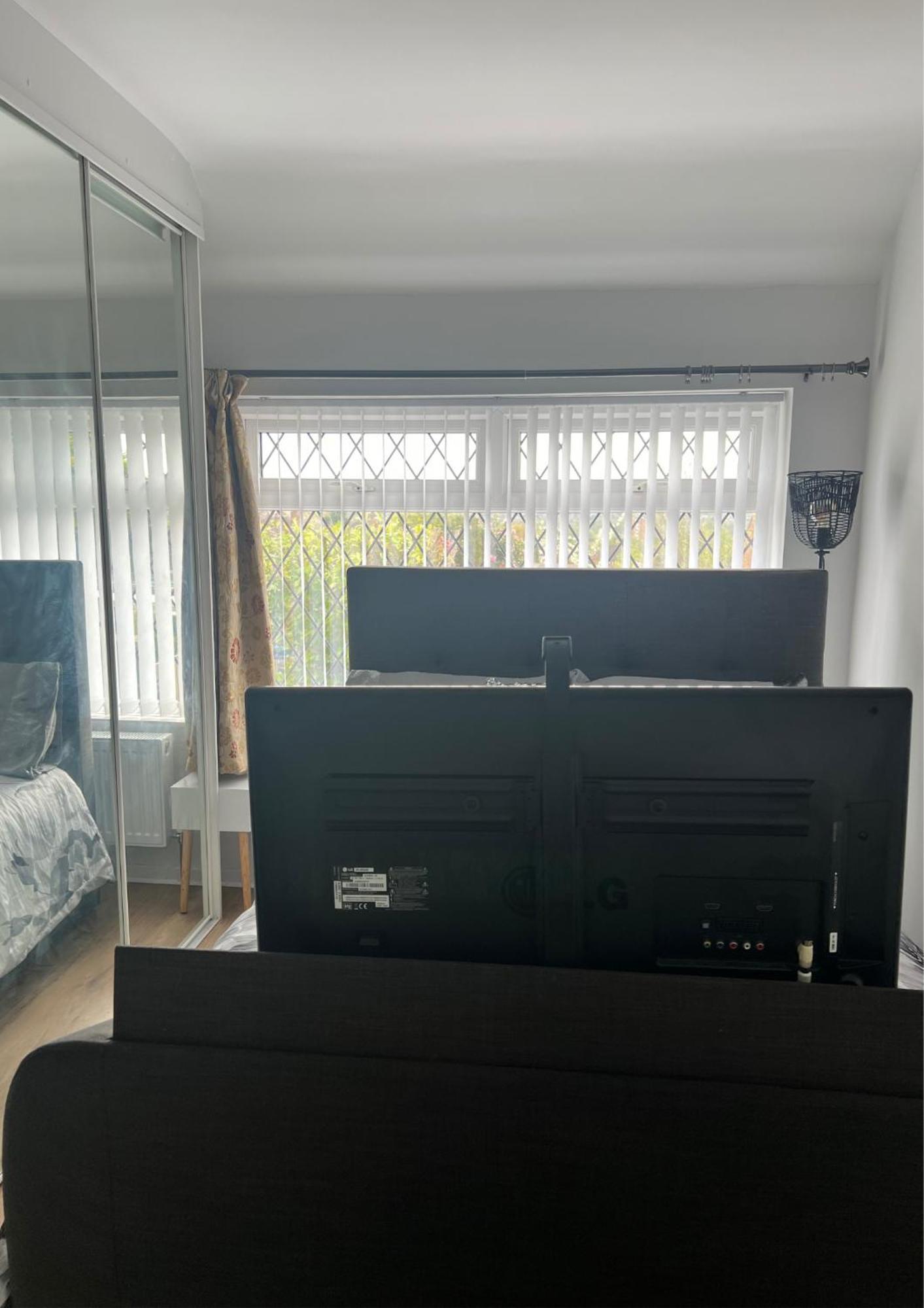 Double Room In Great Barr Near M5 - M6 - Parking - Tv Bed-Garden Birmingam Exterior foto