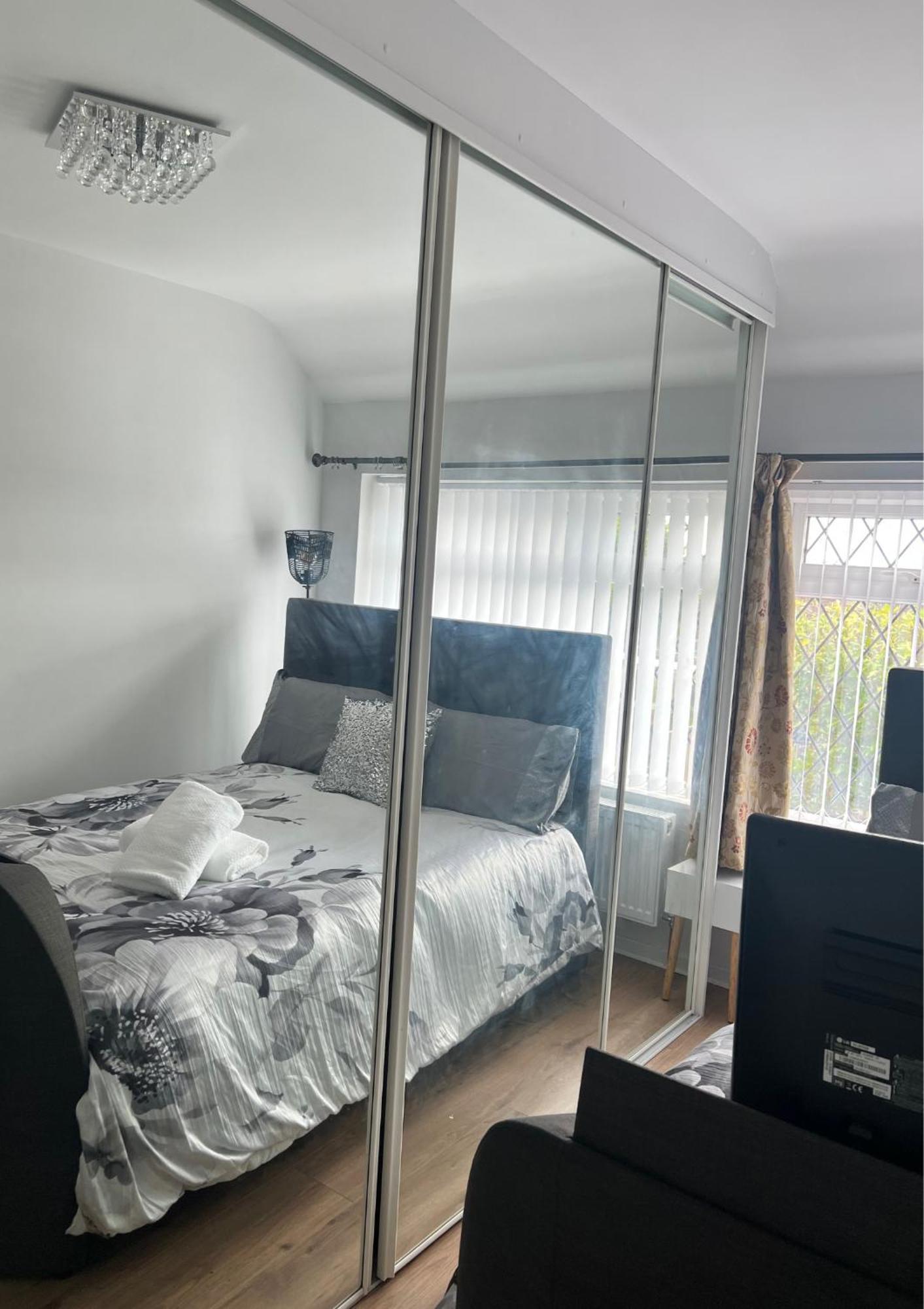 Double Room In Great Barr Near M5 - M6 - Parking - Tv Bed-Garden Birmingam Exterior foto